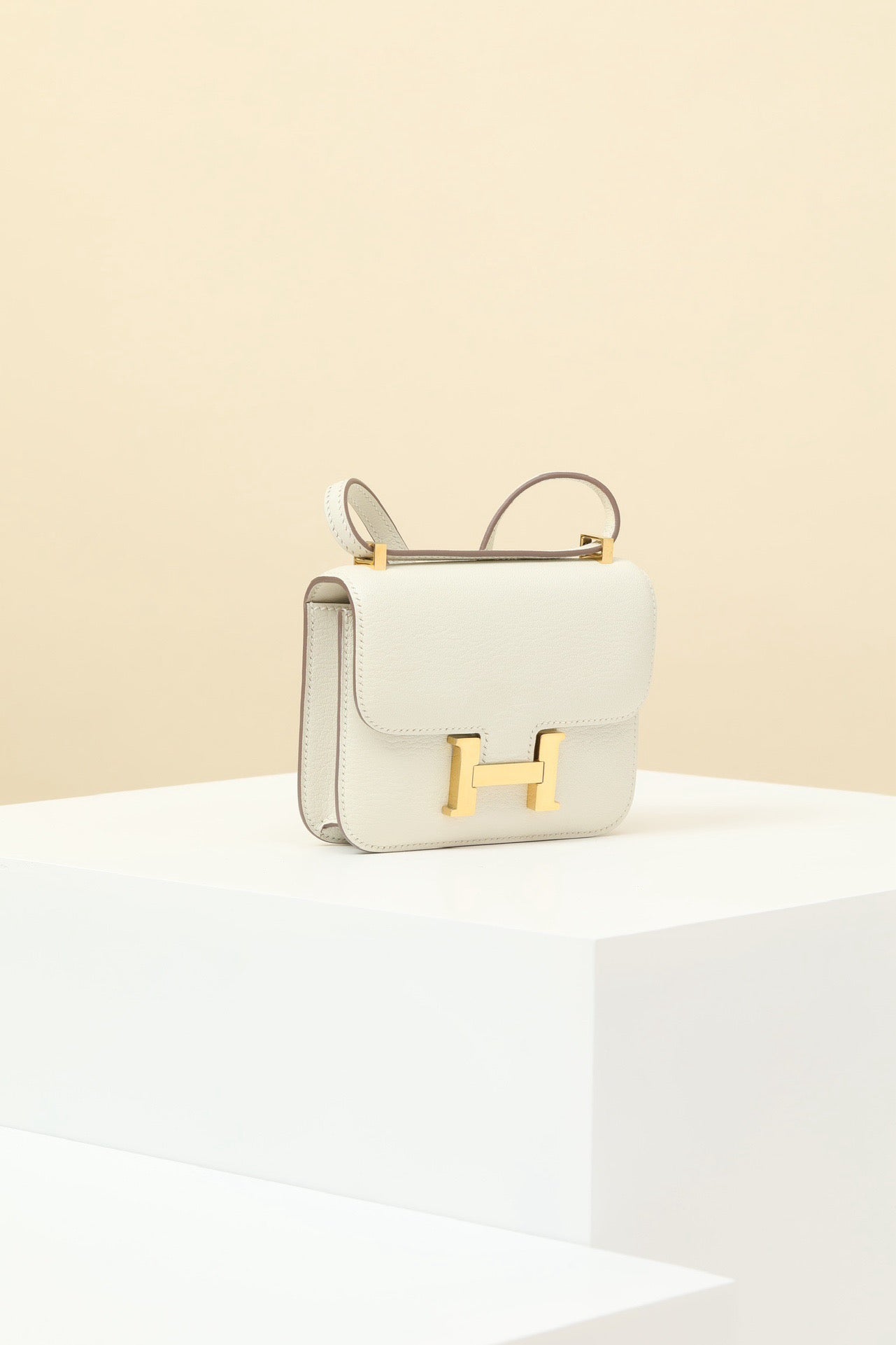 CJ14 , 14 cm,  CC10 Milkshake White GoatSkin GHW #4362