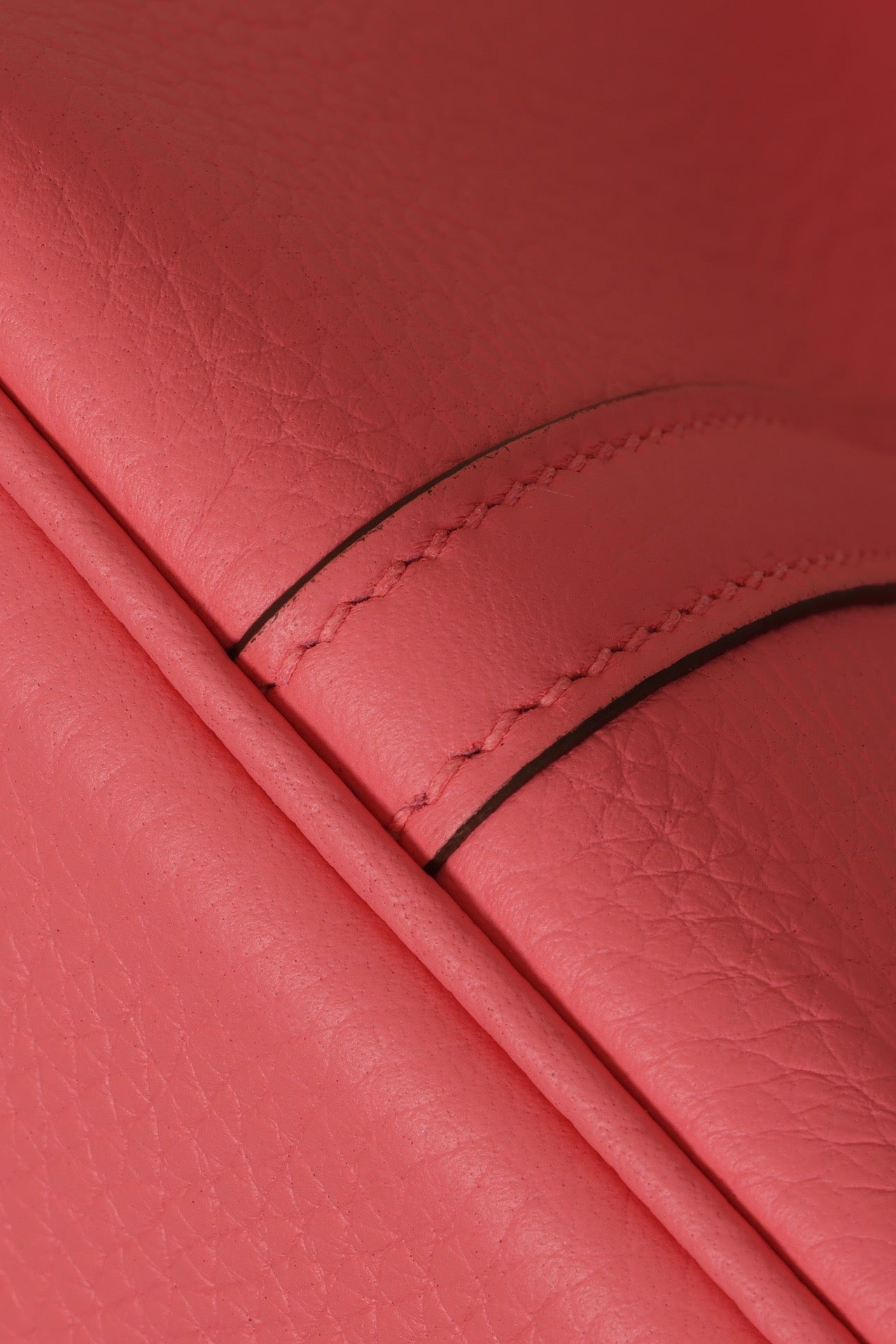 CL18 8W Lipstick Pink PHW #4085