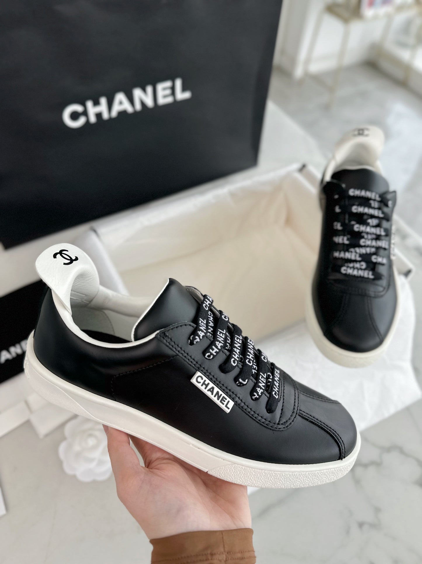 24s sneaker #357