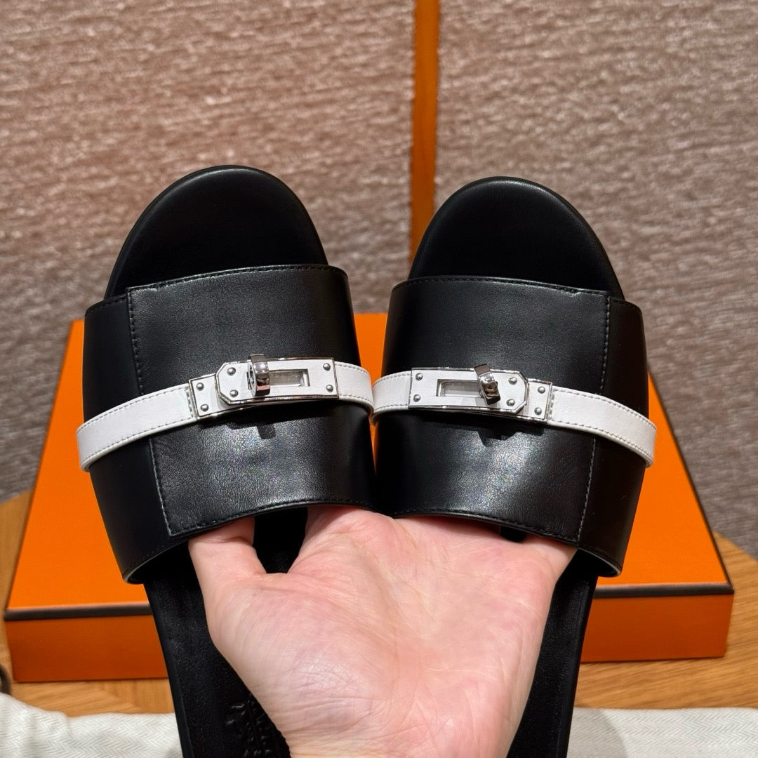 Sandal #3072