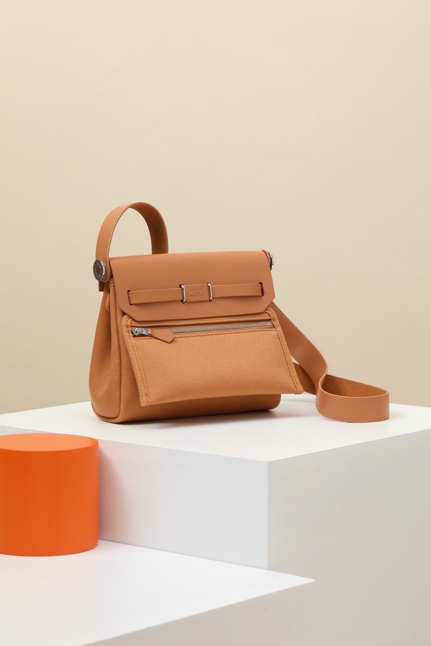 HB20 Naturel Sable H Viking Canvas and Hunter Leather Shoulder Bag PHW #4644