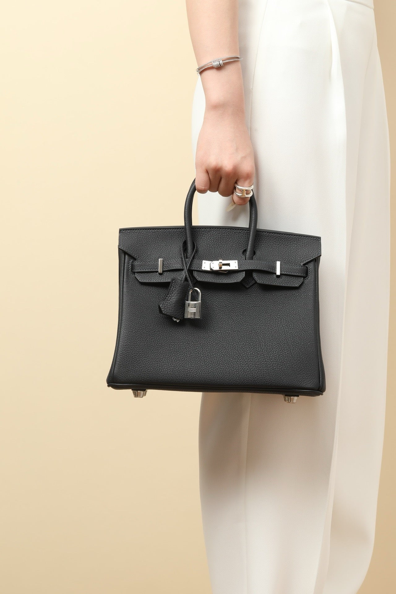 BK25 Black Tweed #3861