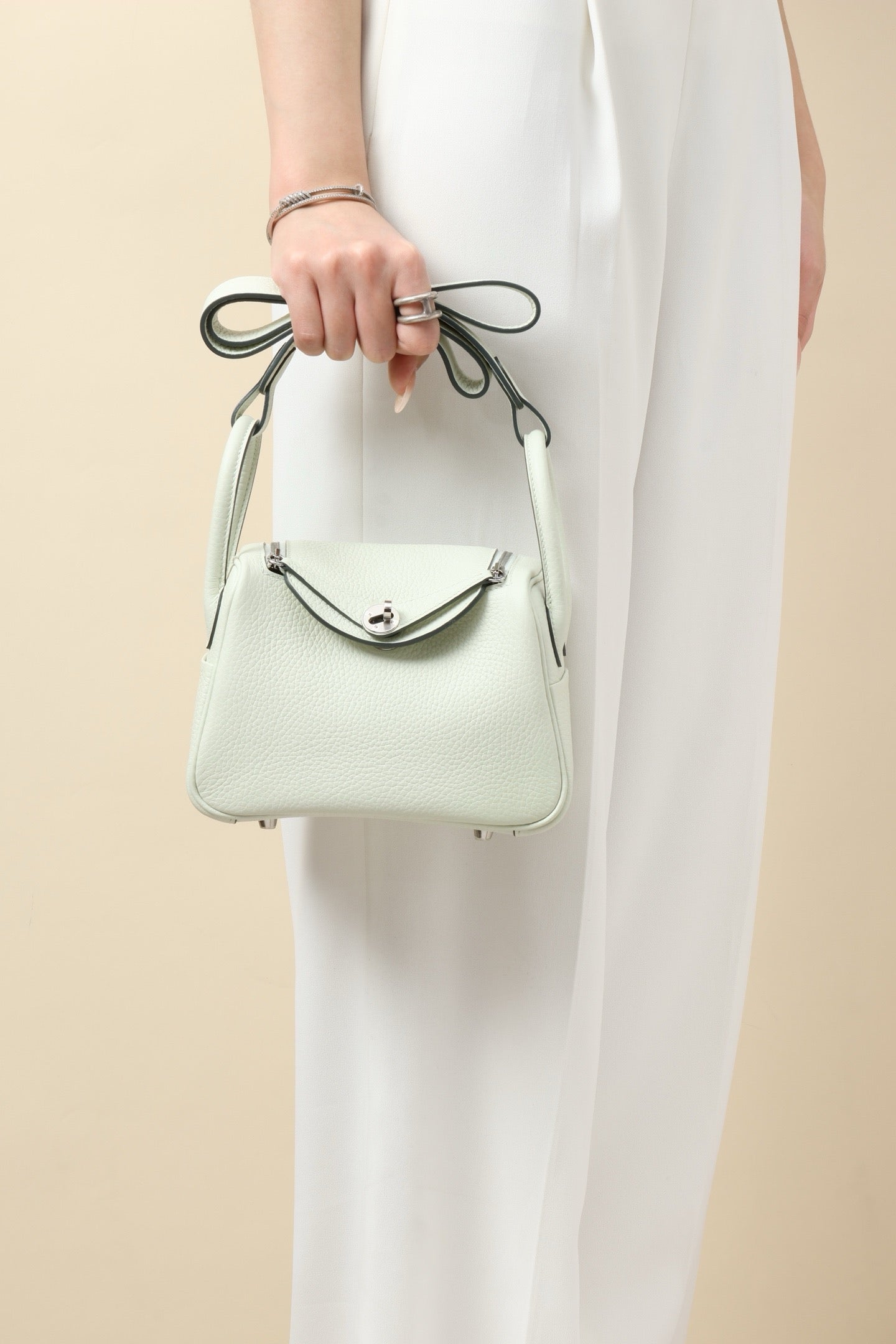 LD19 , Togo 0S Bubble Green  PHW #4565