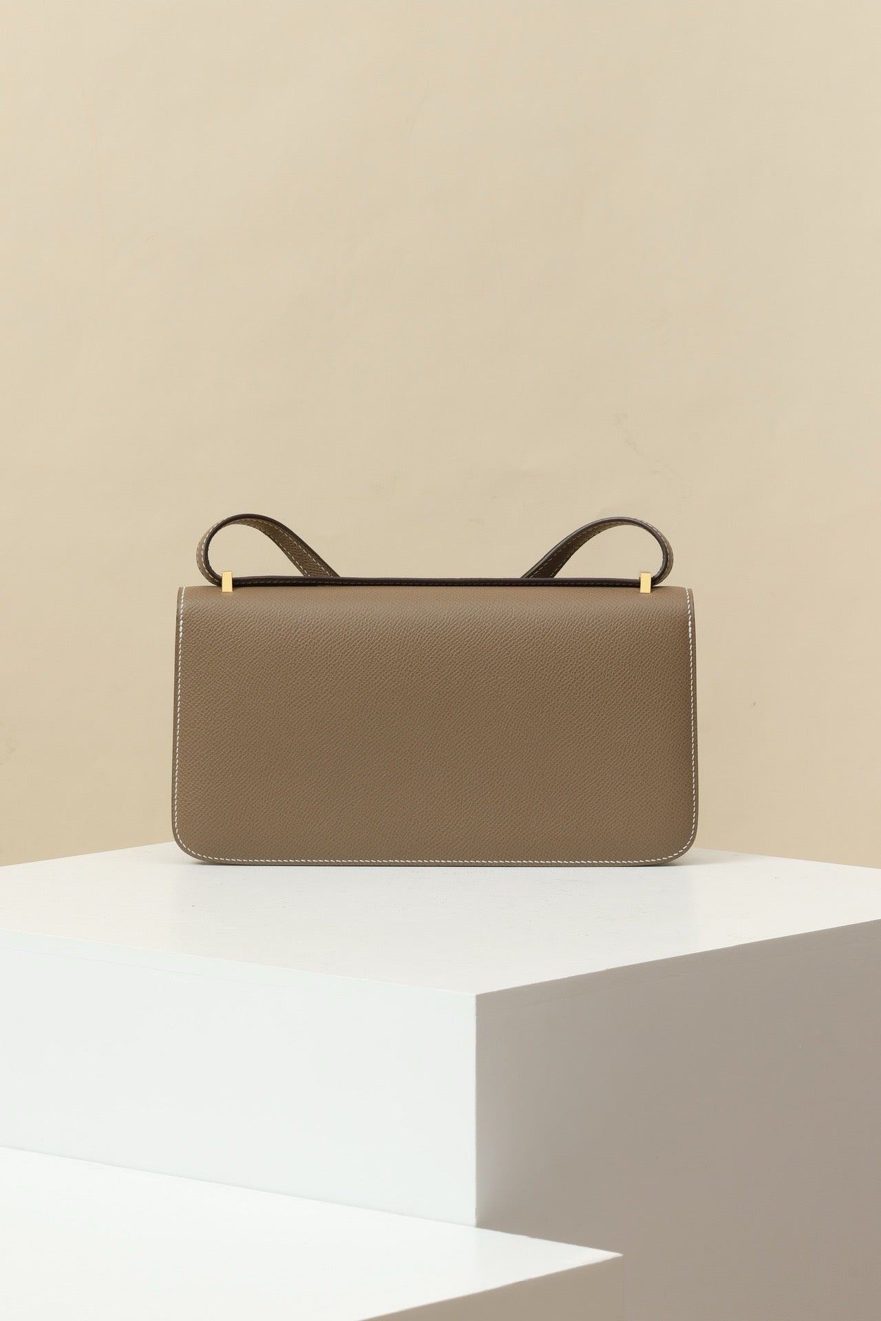 CJG24 , Epsom CK18 Elephant Grey GHW #4363