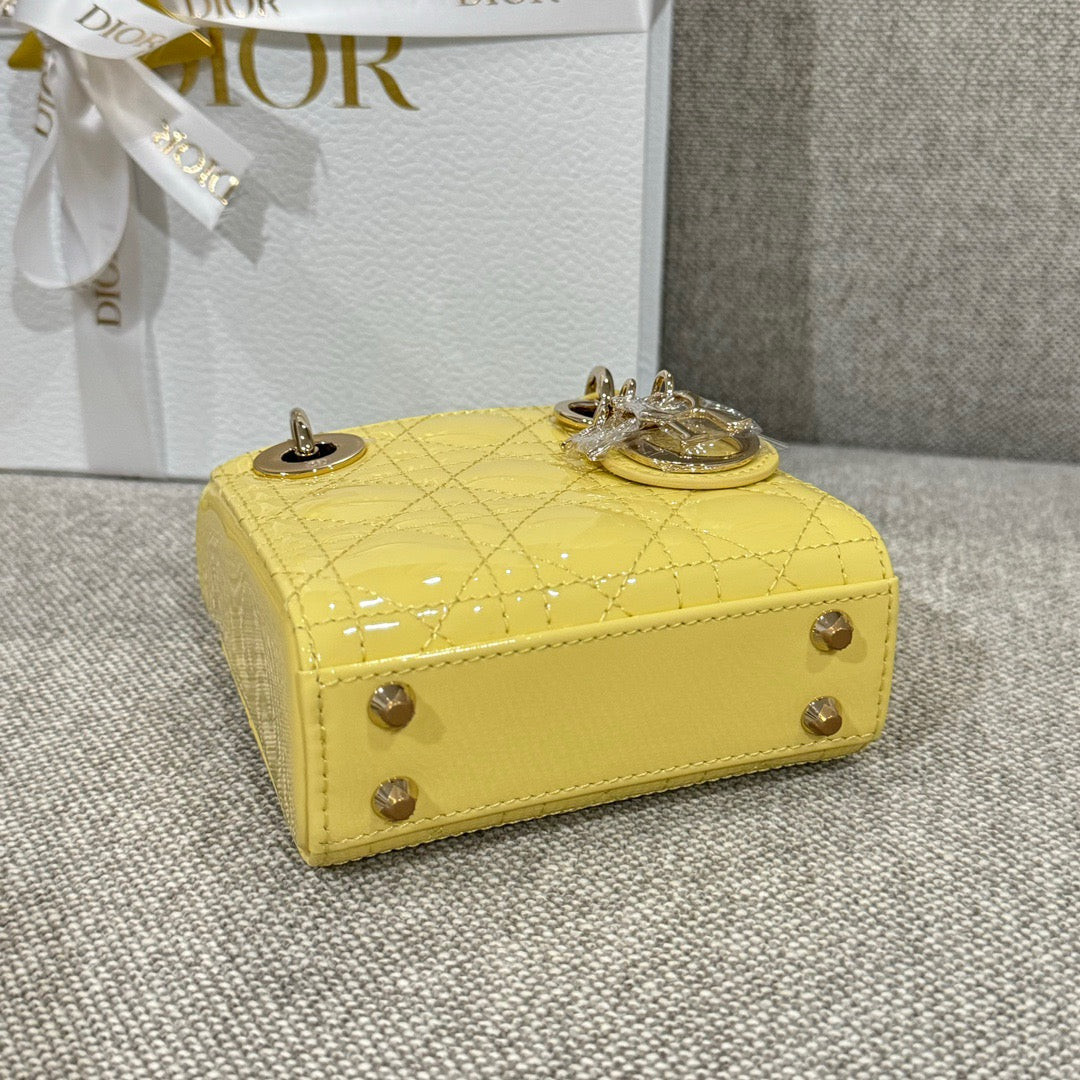 CD Lady Micro 12 #637