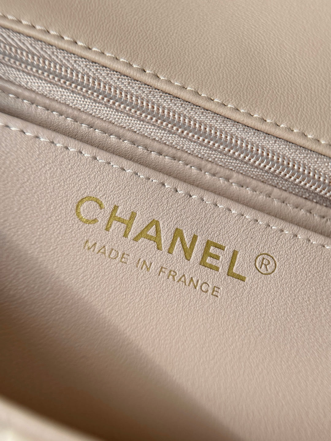 Cf20 Champagne Gold Hardware   #4672