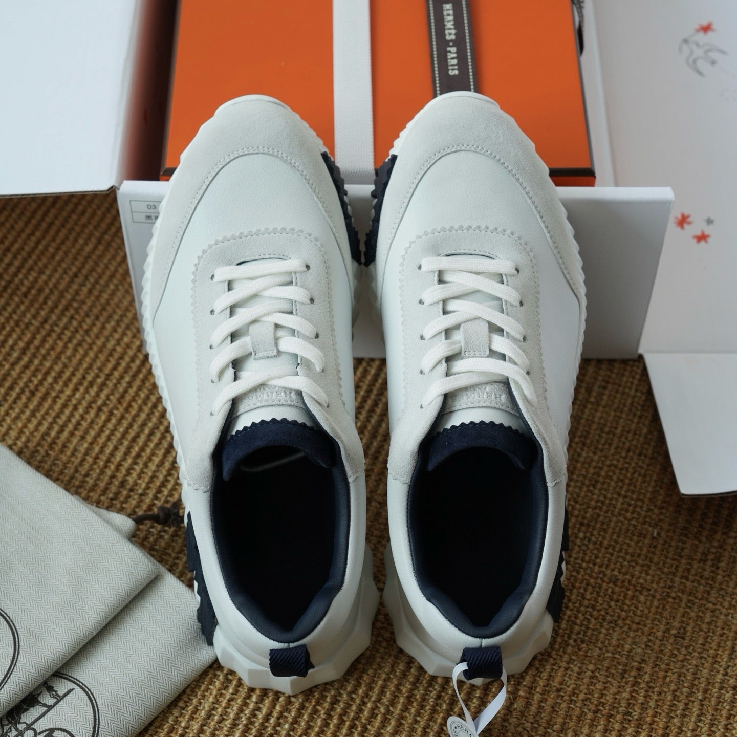 HSneakers