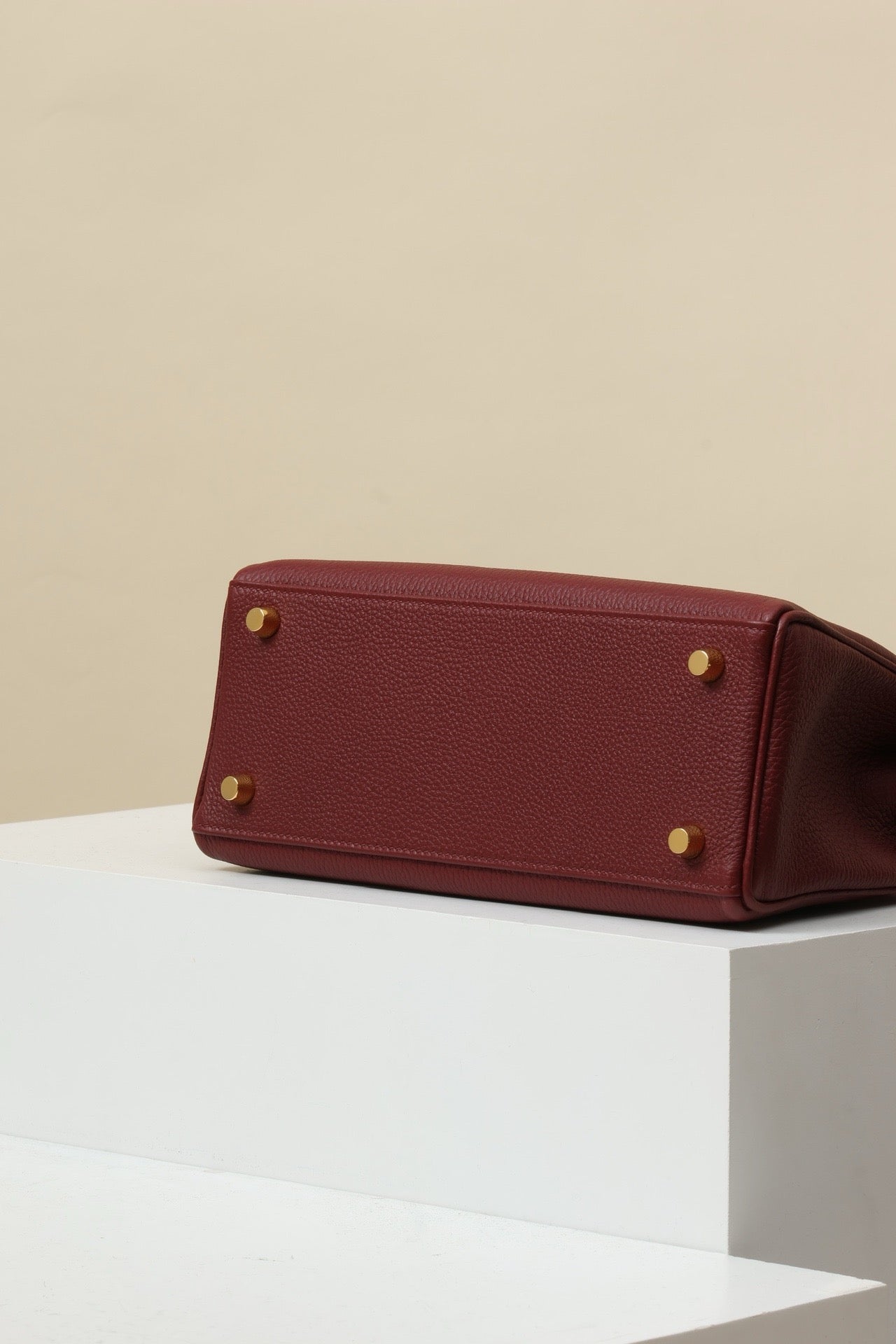 KL25 Red Color #3735