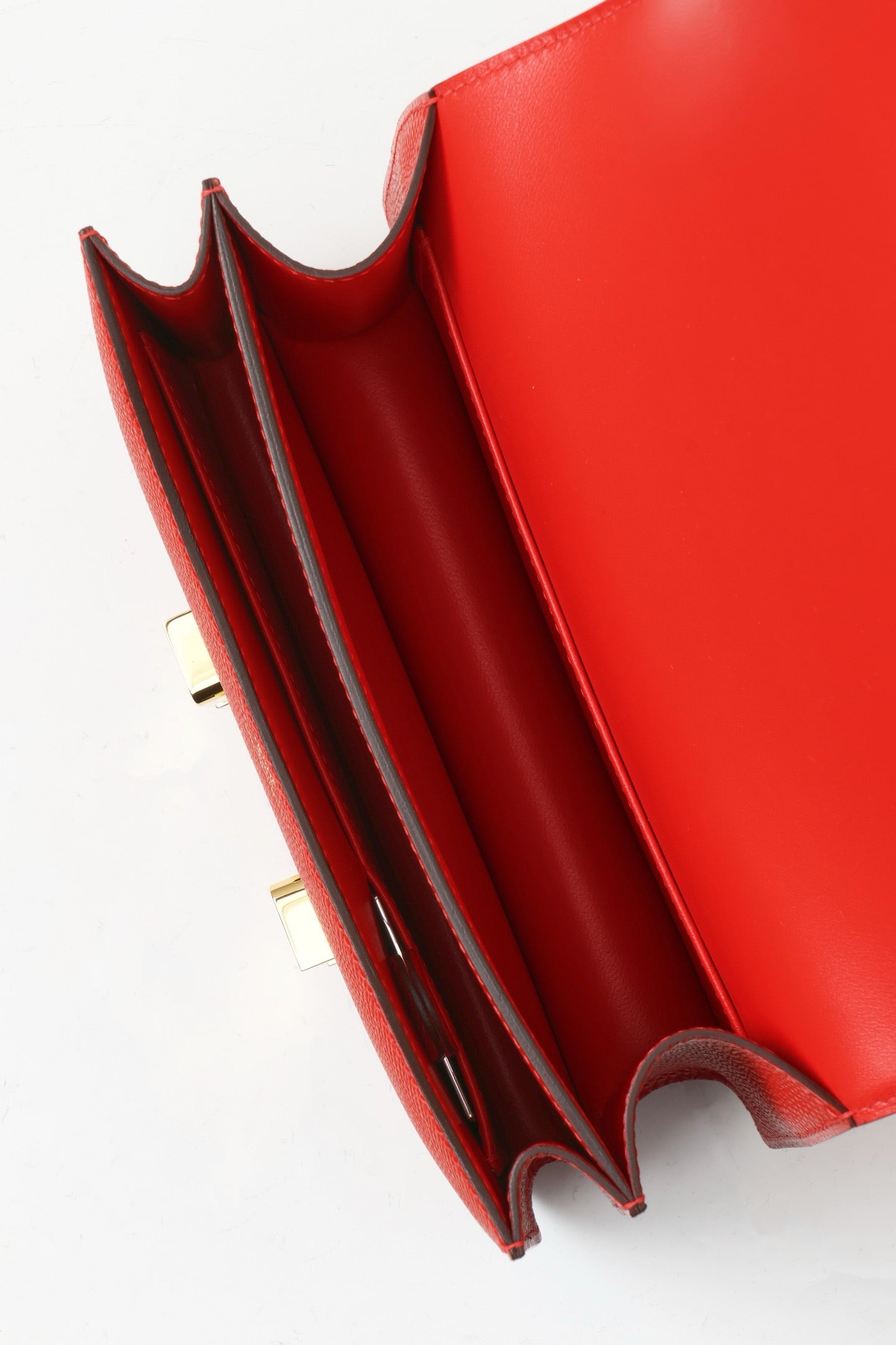 CJ19 19 cm , Heart Red Epsom leather GHW #4320