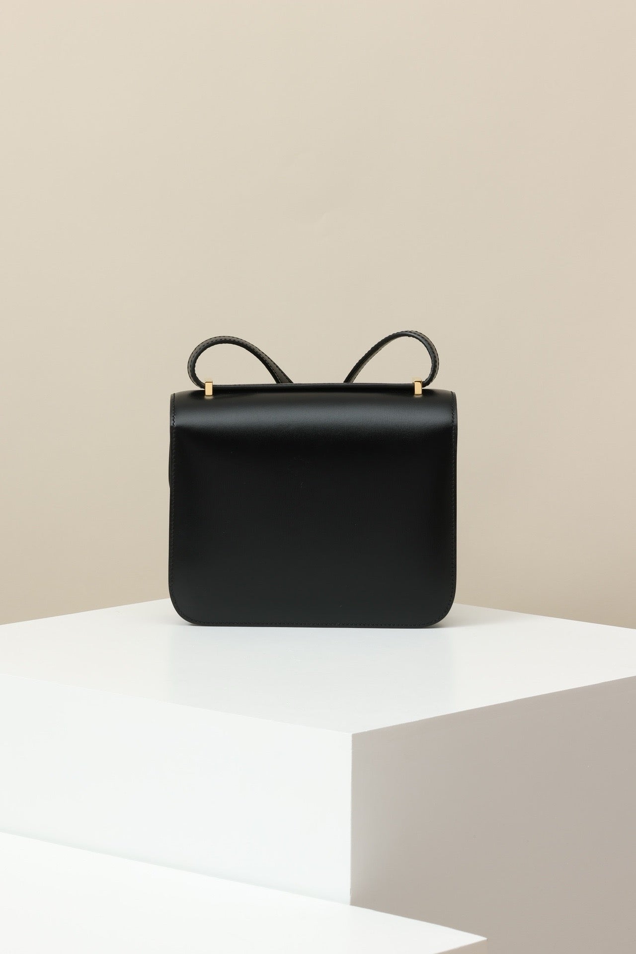 CJ19 19 cm , Box leather GHW #4286