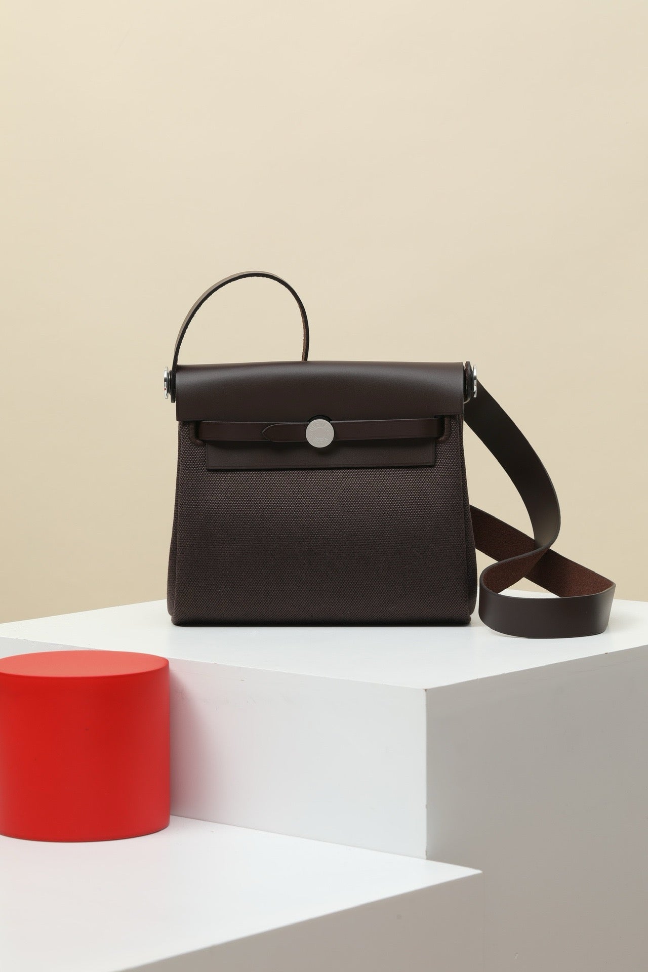 HB20 46 Ebony H Viking Canvas and Hunter Leather Shoulder Bag PHW #4640