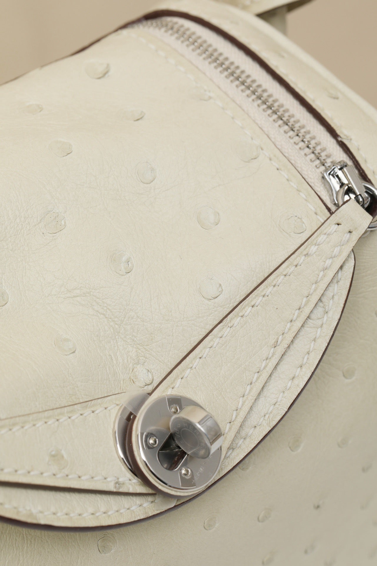 LD19 Wool White # 3751