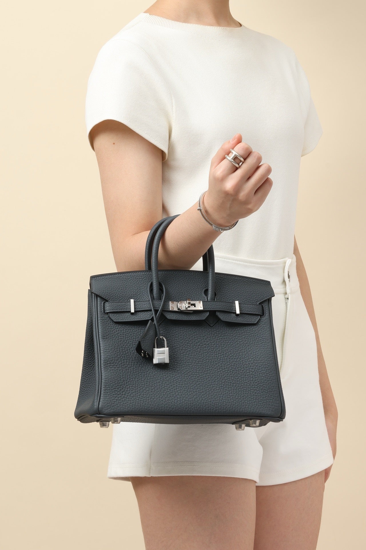 BK25 Smog Gray # 3868