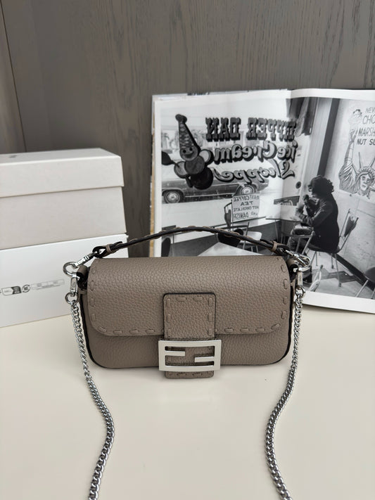 Small bag #3193