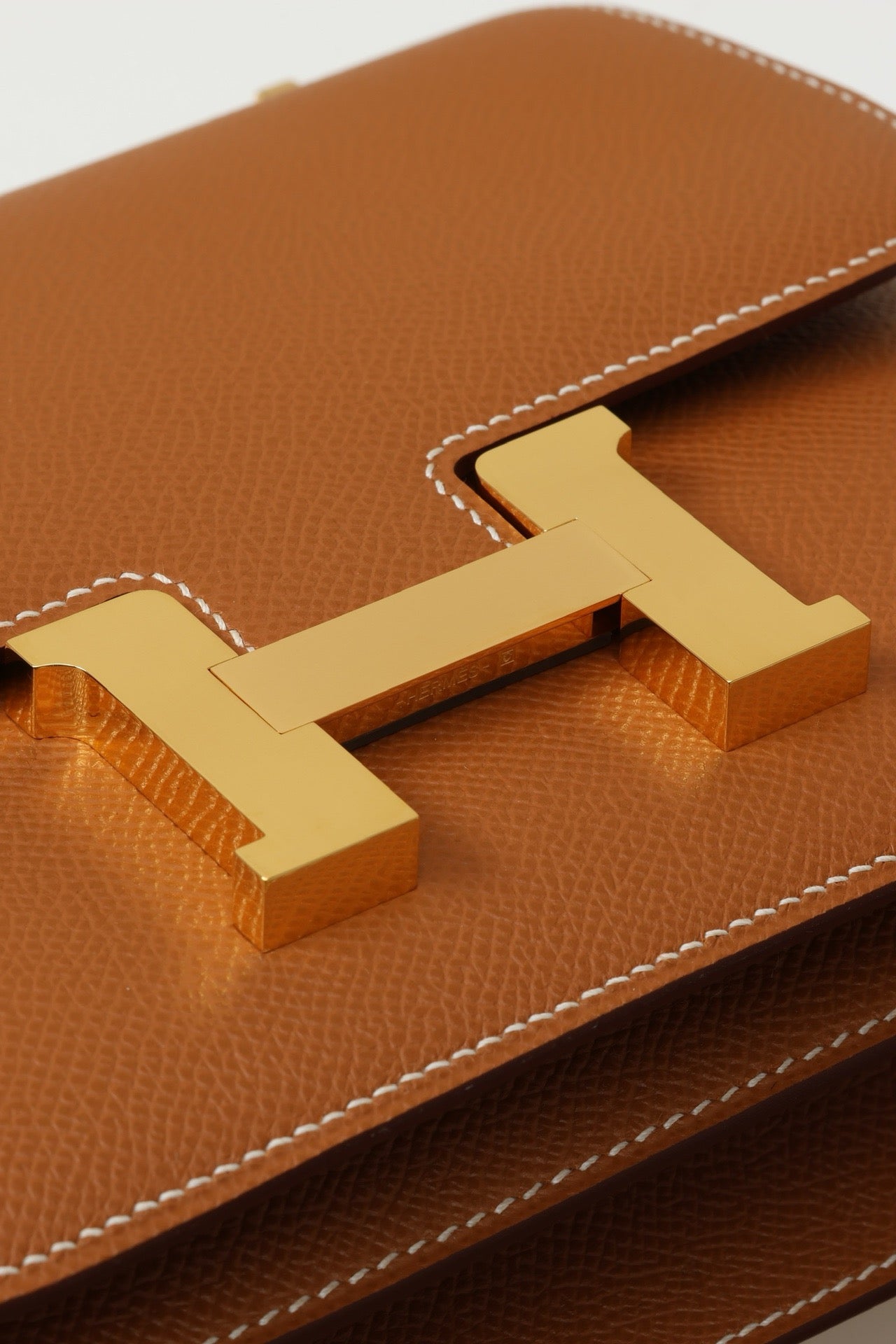 CJ19 19 cm ,  Gold Brown Epsom leather GHW #4298