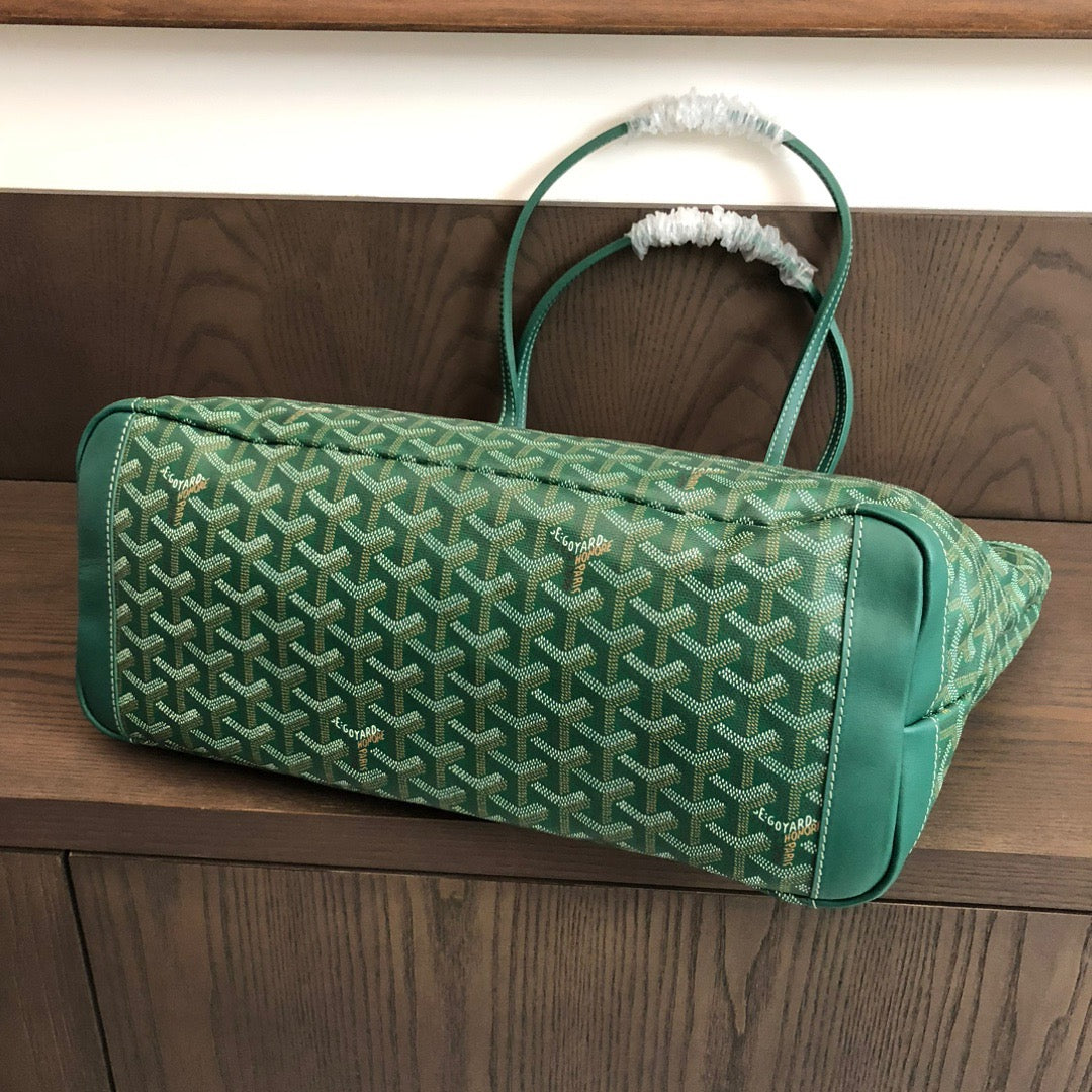 Artois MM Bag #695