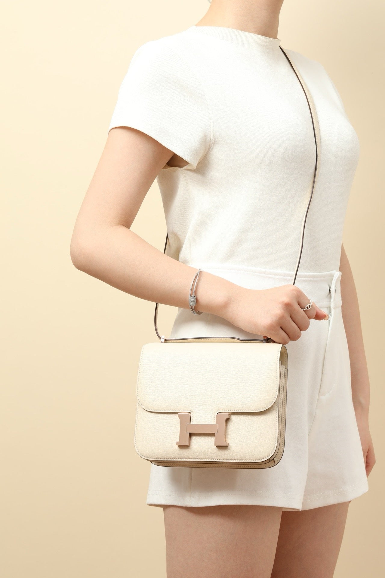 CJ19 19 cm, I2 Cream White Rose Gold Hardware #4351