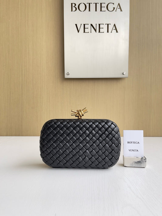 BV the knot #2581