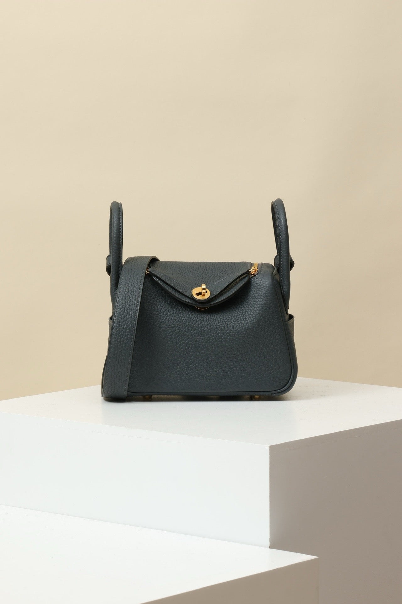 LD19 , Togo ,  H0 Gris Brouillard GHW #4575