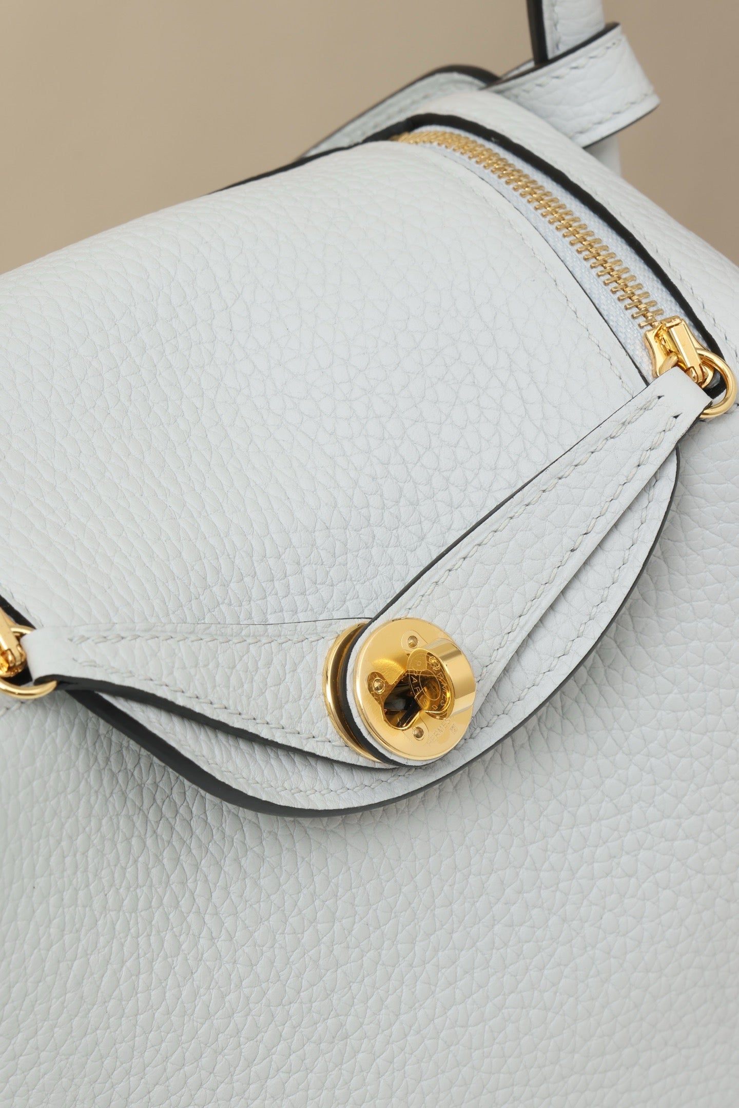 LD19 , Togo N4 Platinum Grey GHW #4562