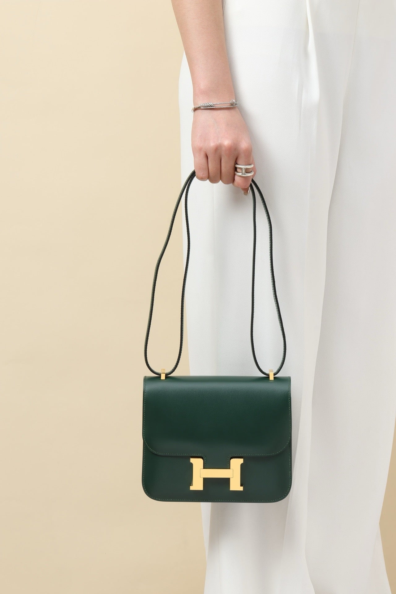 CJ19 19 cm ,  Emerald Green Box leather GHW #4293