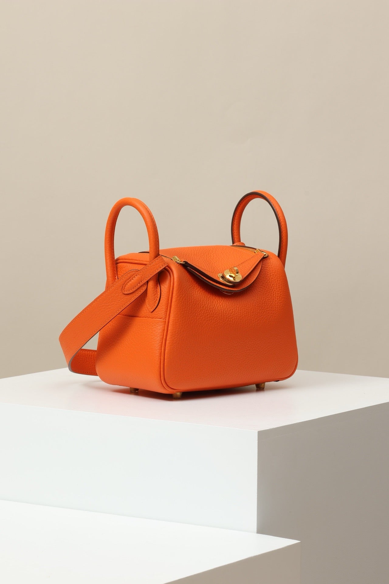 LD19 , Togo , 9J Feu GHW #4600