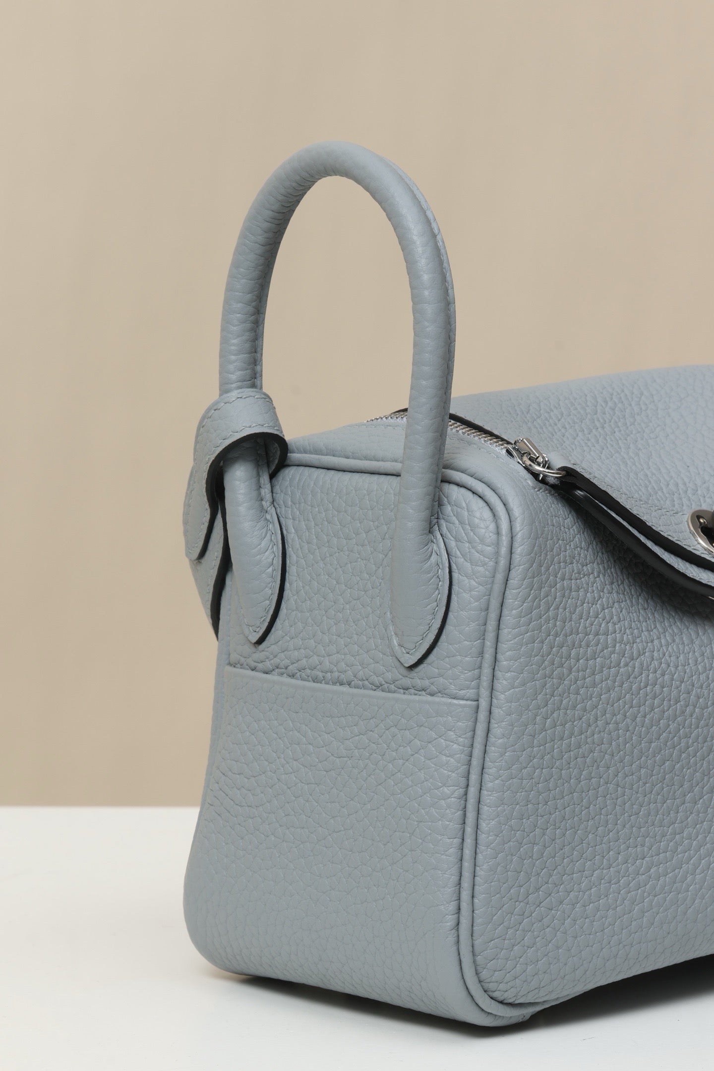 LD19 , Togo P0 Puppet Grey PHW #4559