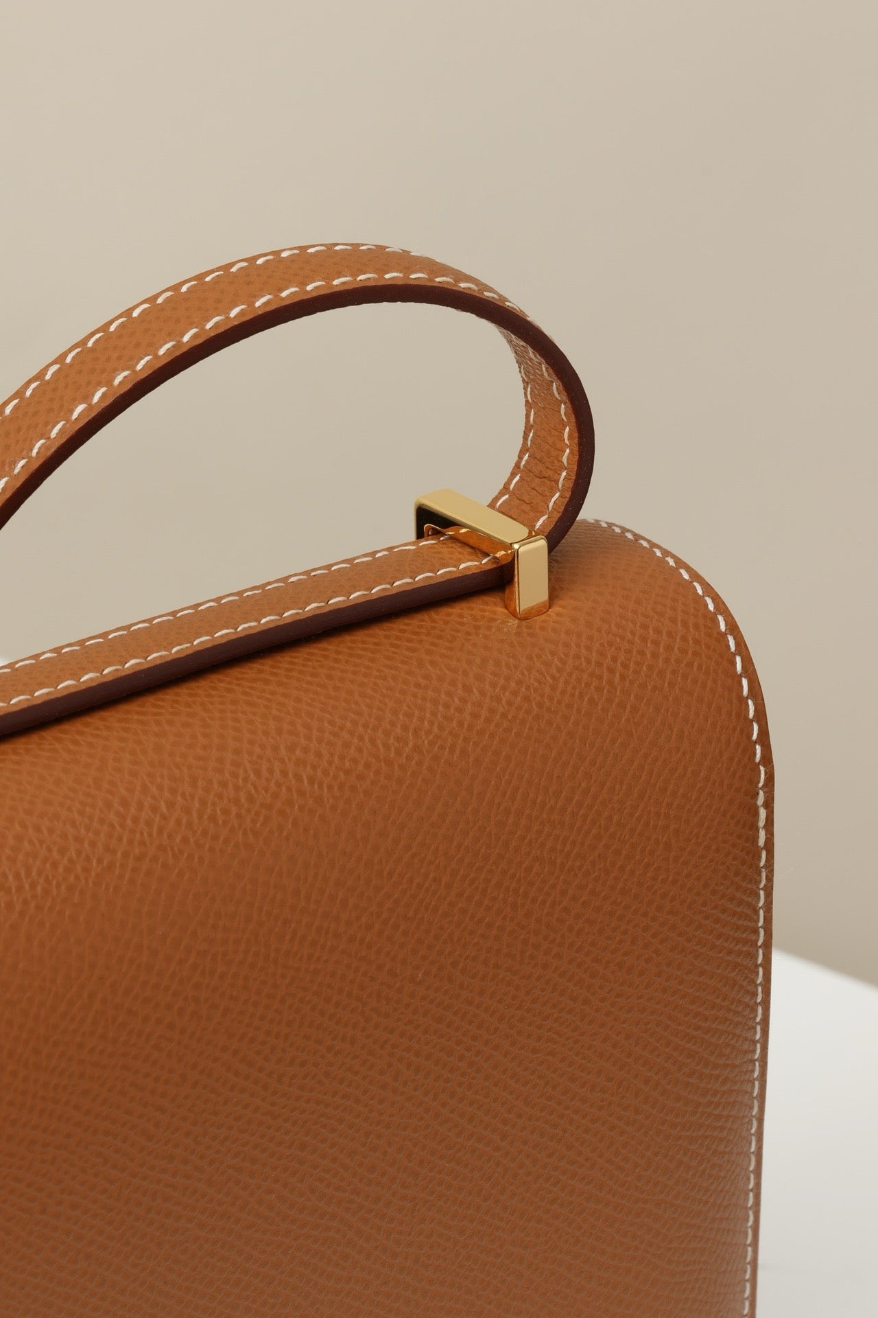 CJ19 19 cm ,  Gold Brown Epsom leather GHW #4298