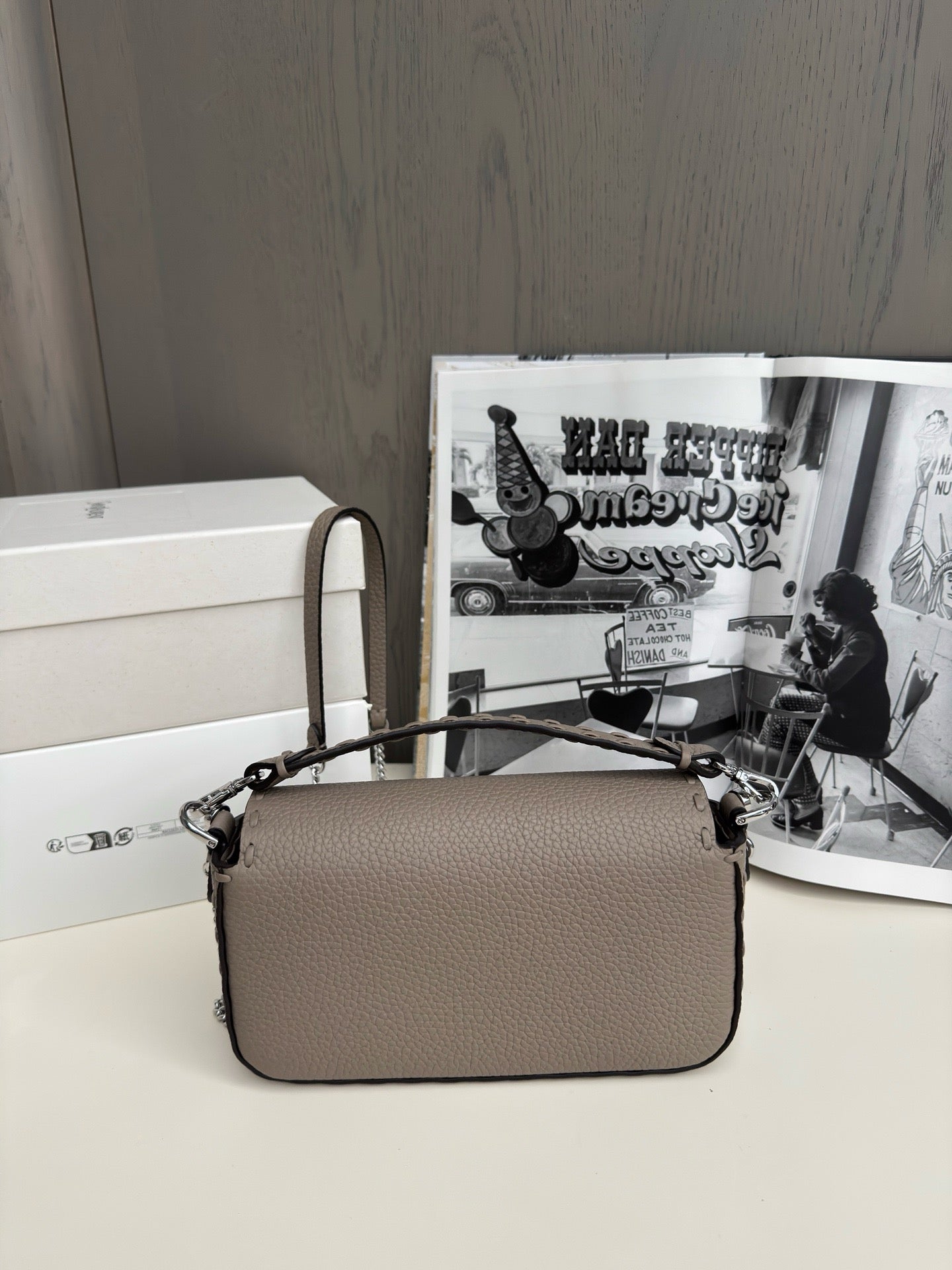 Small bag #3193