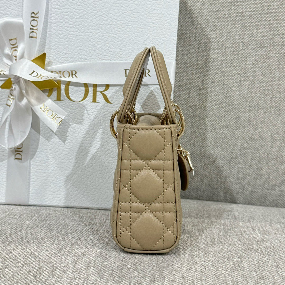 CD Lady Micro 12 #645