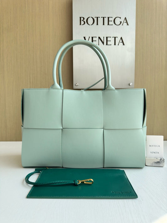 BV Mini Tote #2704