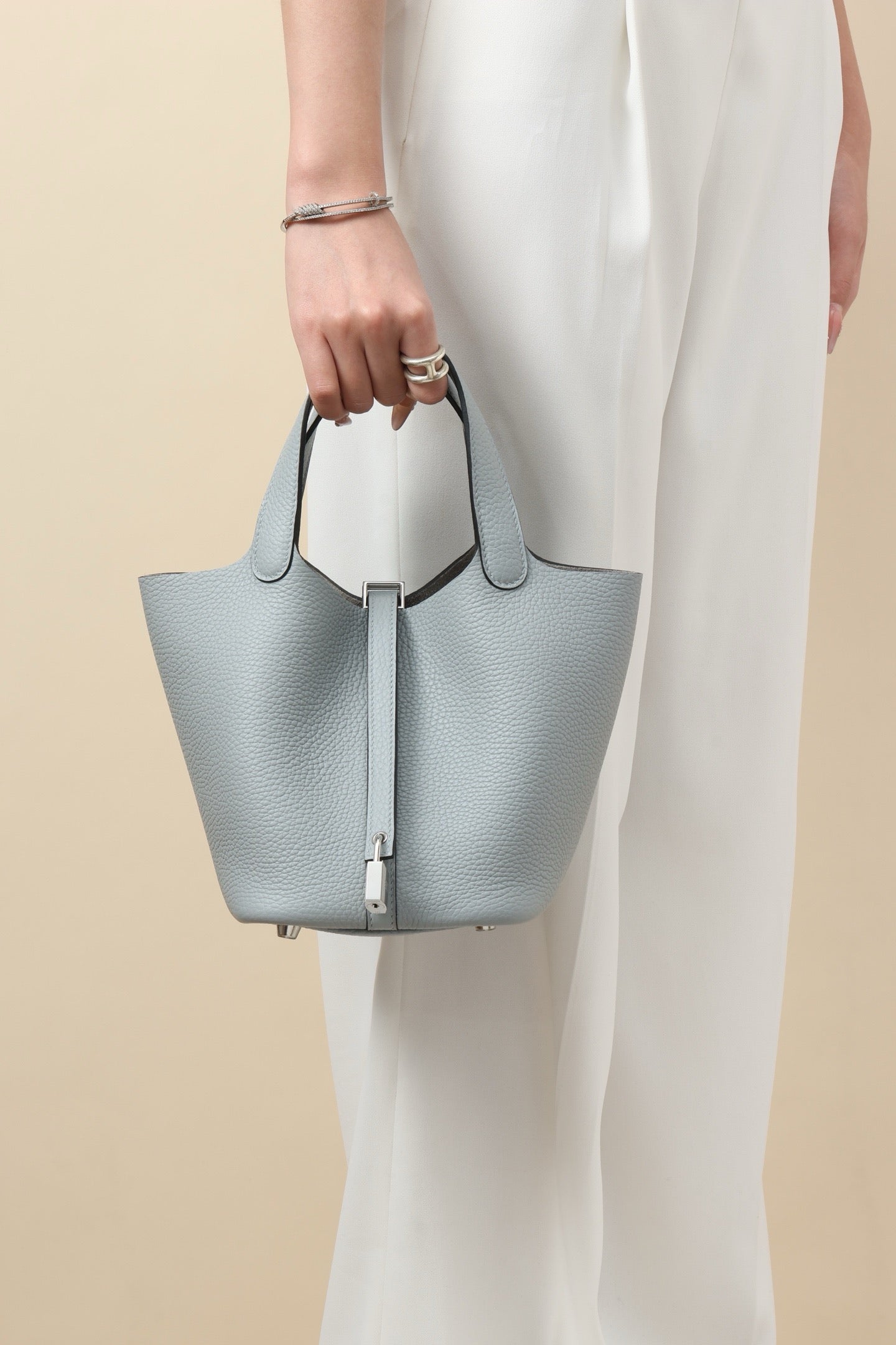 CL18 8U Glacier Blue PHW #4110