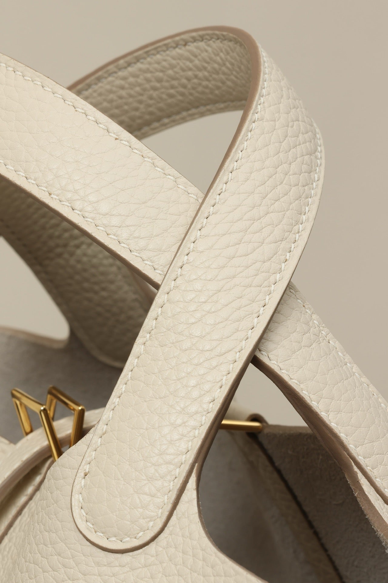 CL18 I2 Cream White GHW #4090