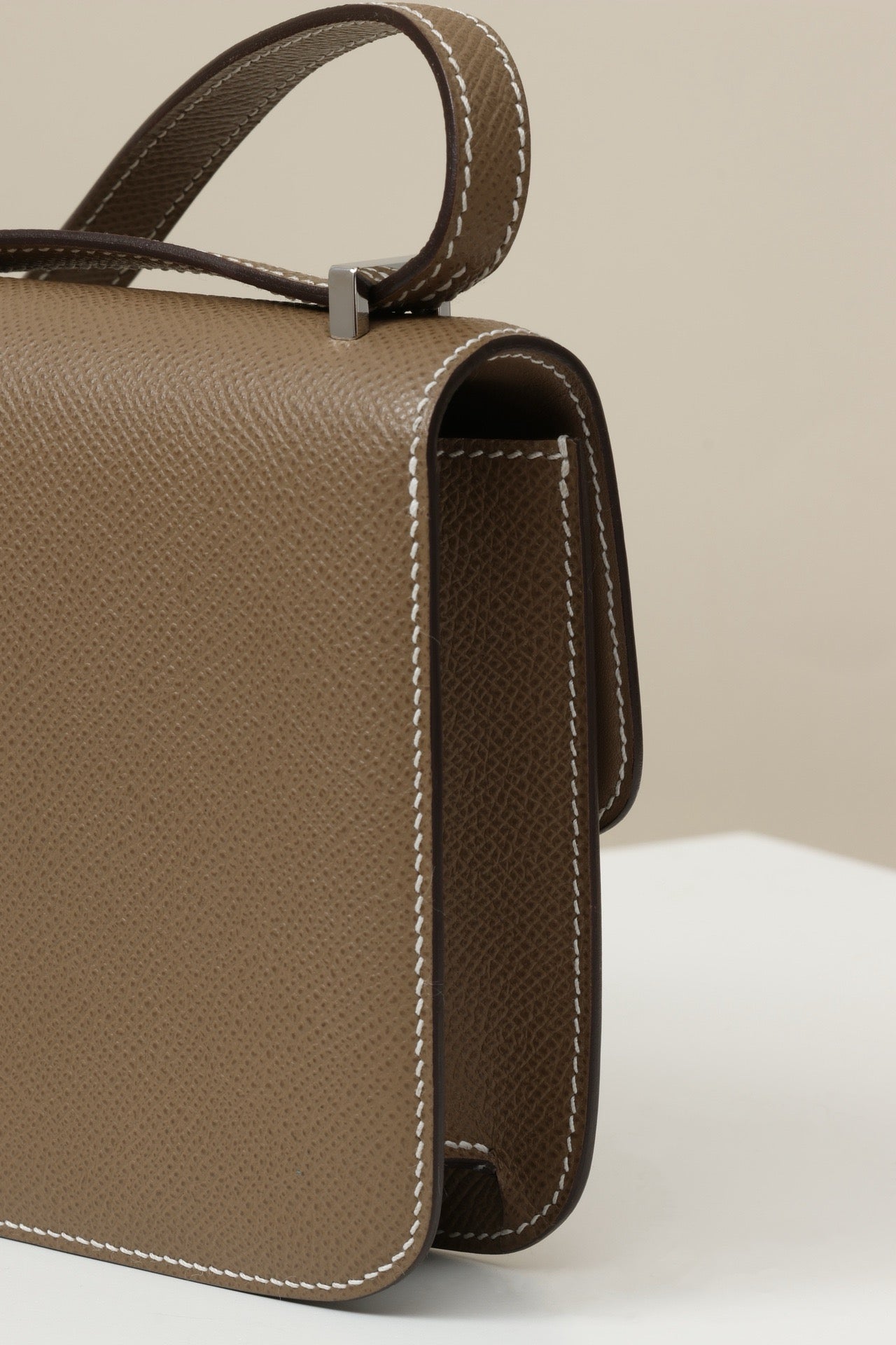 CJG24 , Epsom CK18 Elephant Grey PHW #4364