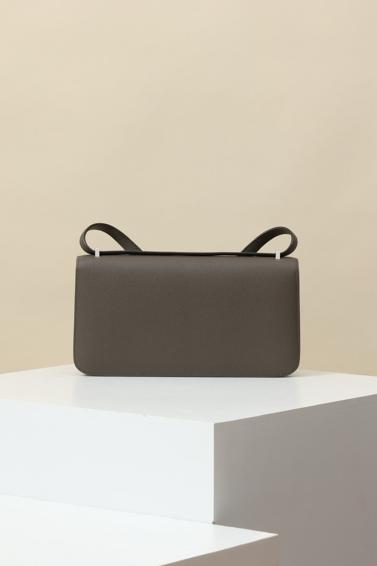 CJG24 , Epsom  8F Tin Grey PHW #4373