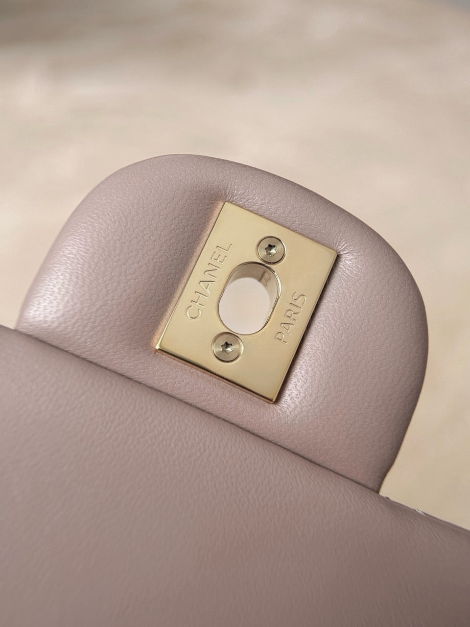 Cf25 Champagne Gold #3692