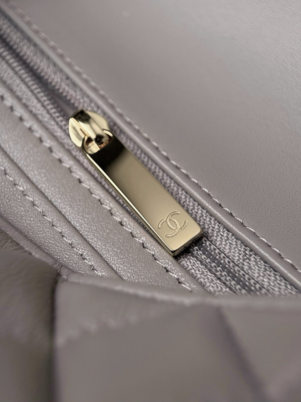 Cf20 Champagne Gold Hardware  #4669