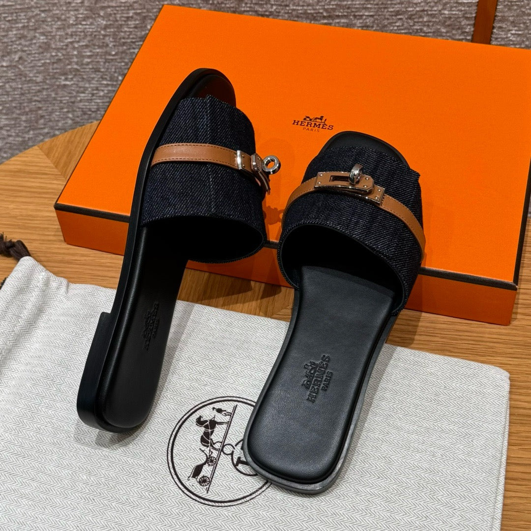 Sandal #3037