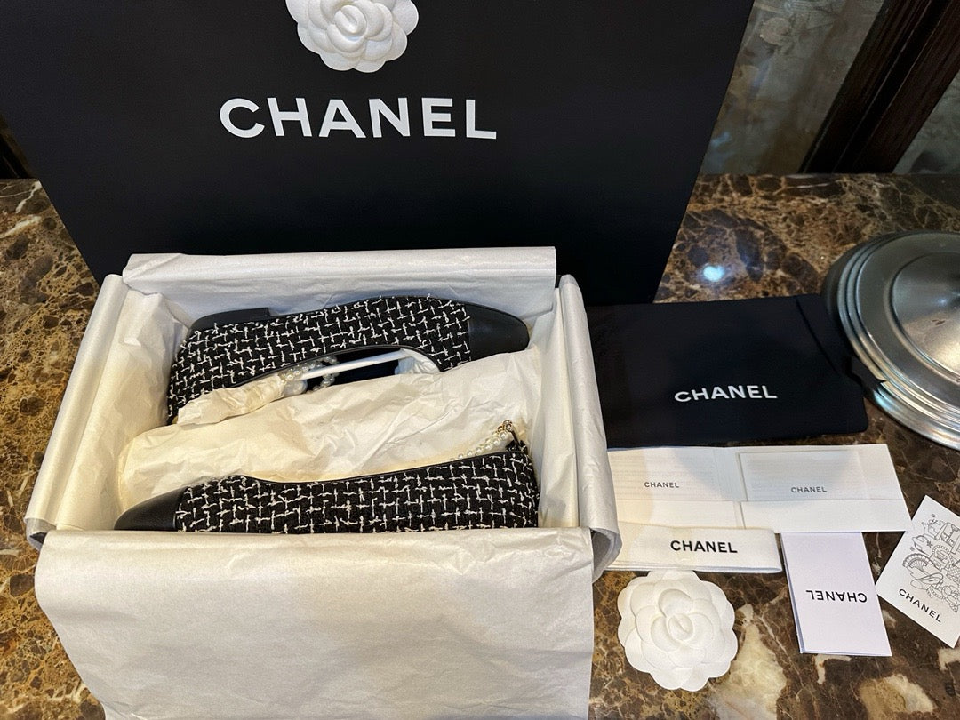 24s Sandal #2845