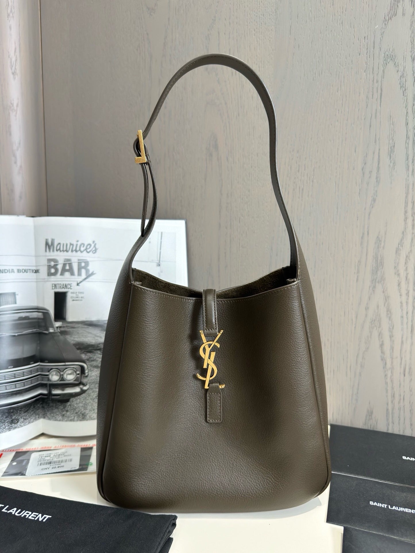 Le5 hobo 22 cm  #4043