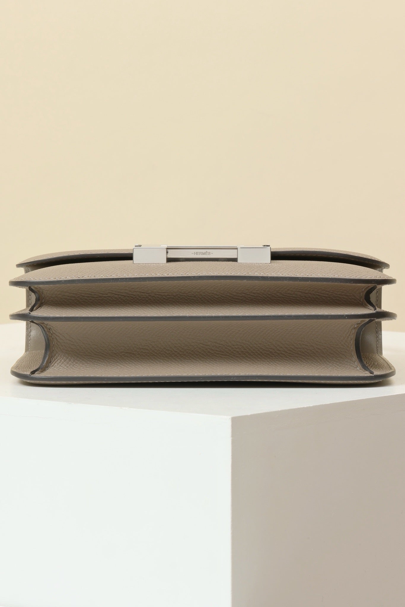 CJ19 19 cm , Asphalt Grey Epsom leather PHW #4328