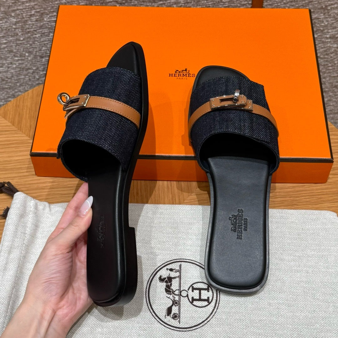 Sandal #3037