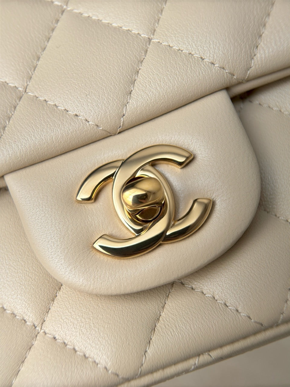 Cf20 Gold Hardware  #4676