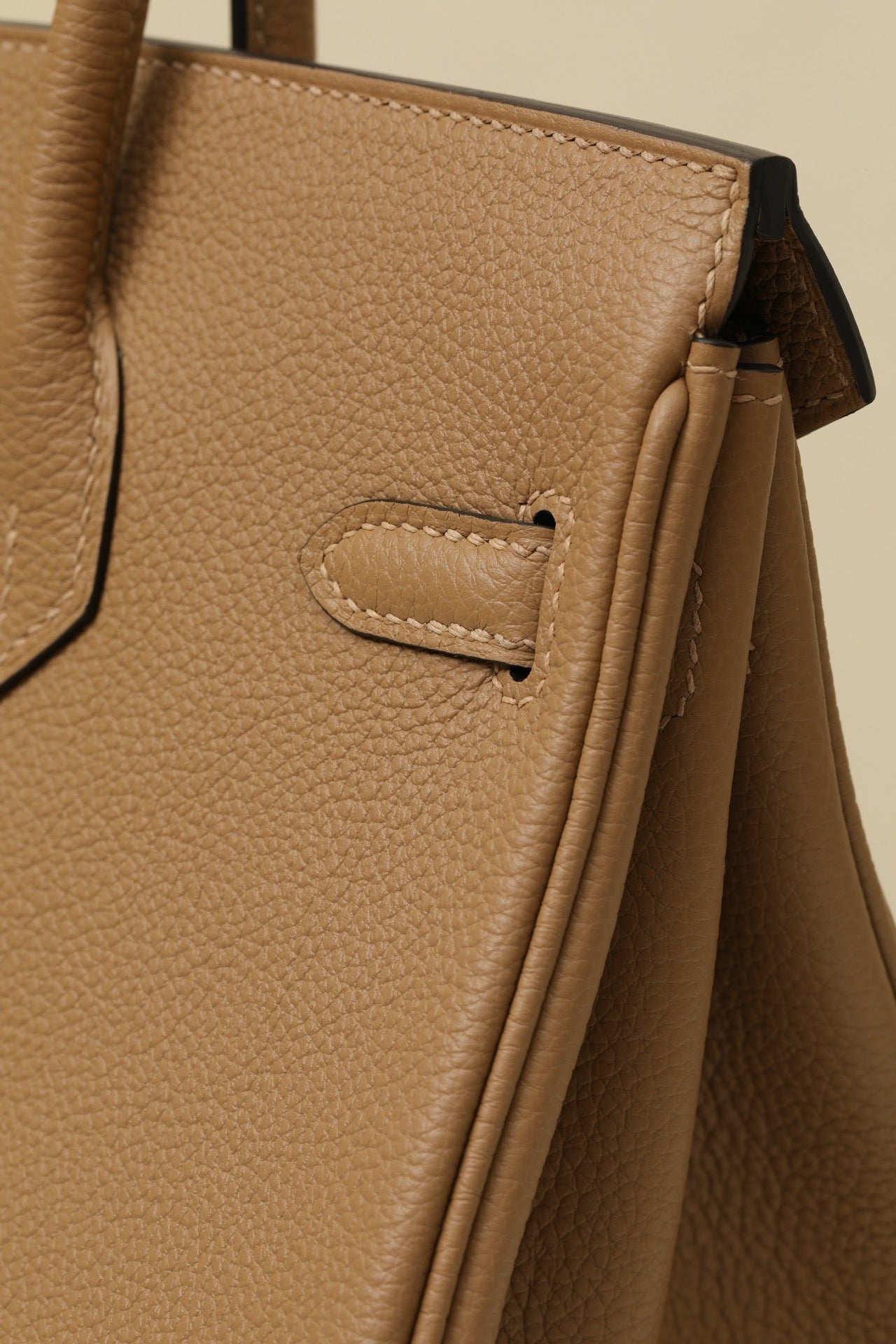 BK25 Mushroom White # 3883