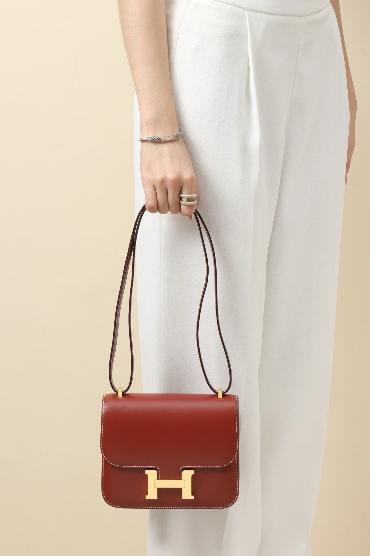 CJ19 19 cm ,  Brick Red Box leather GHW #4293