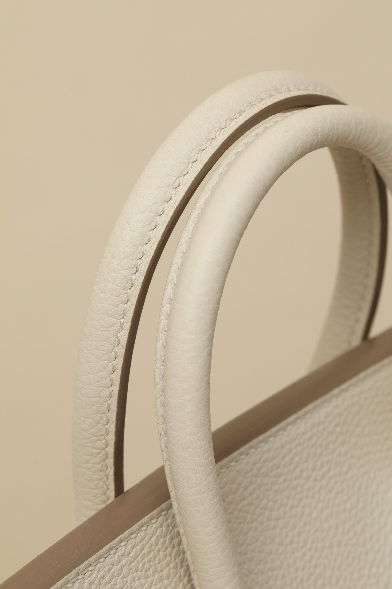 BK25 Milkshake White # 3886