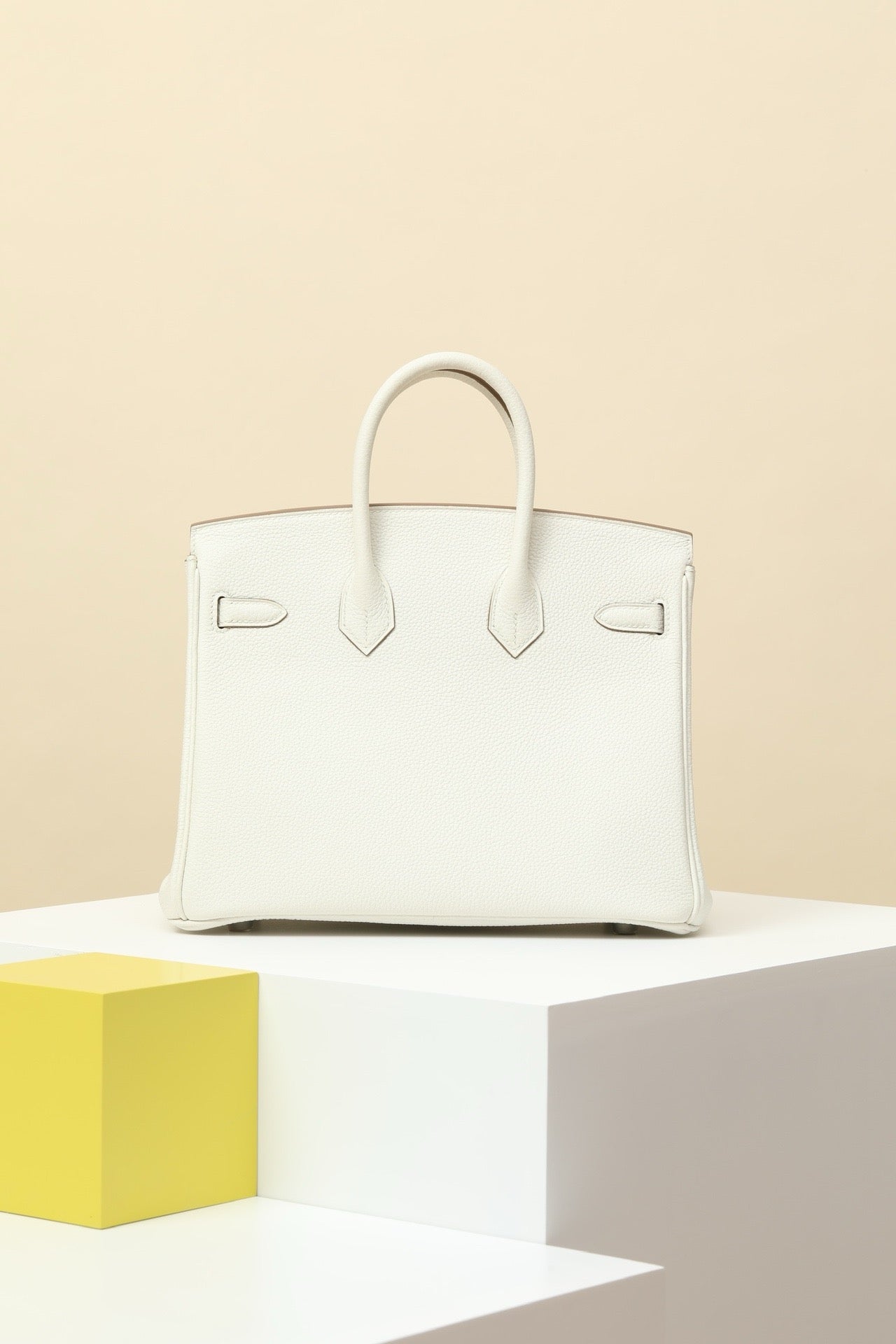 BK25 Mushroom White # 3882