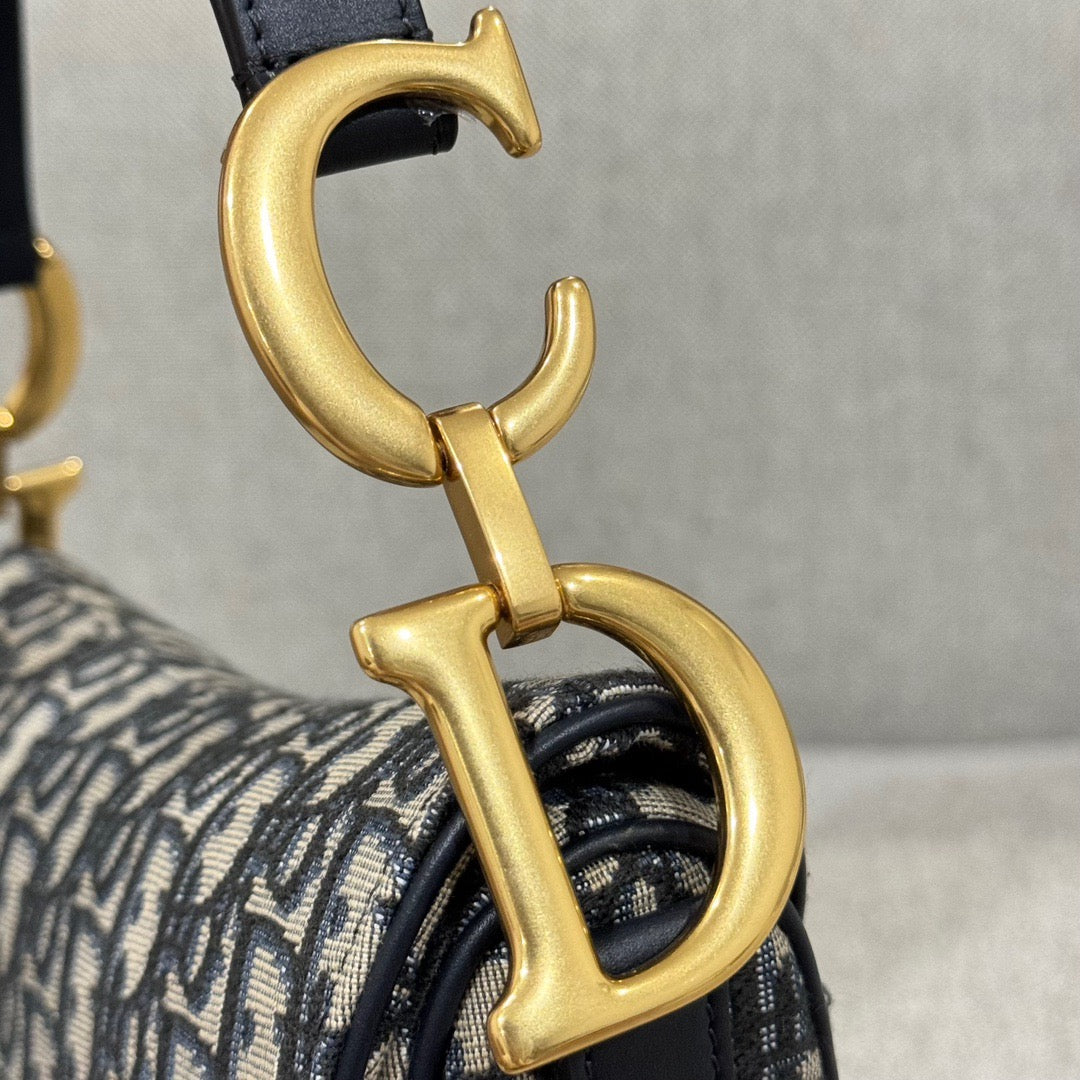 CD Saddle Bag with Strap #901