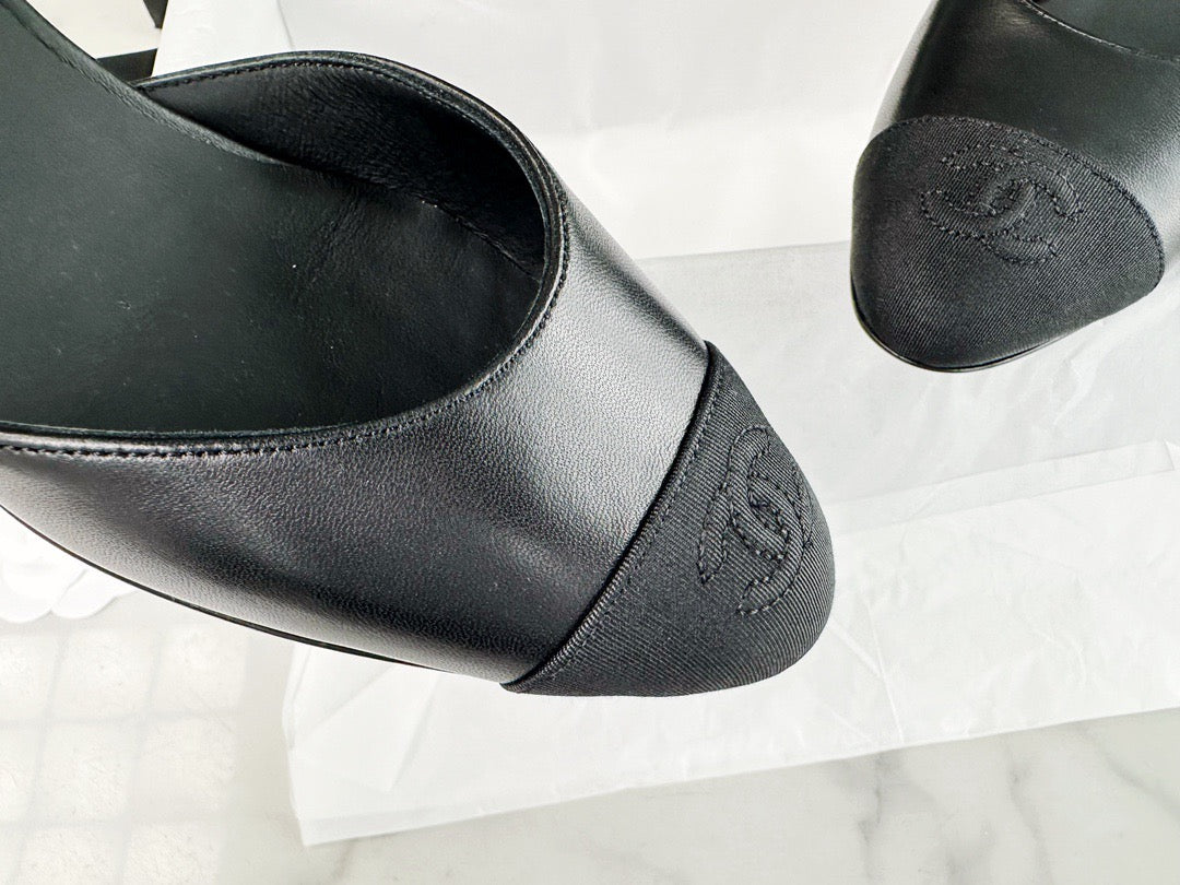 24s Sandal #366