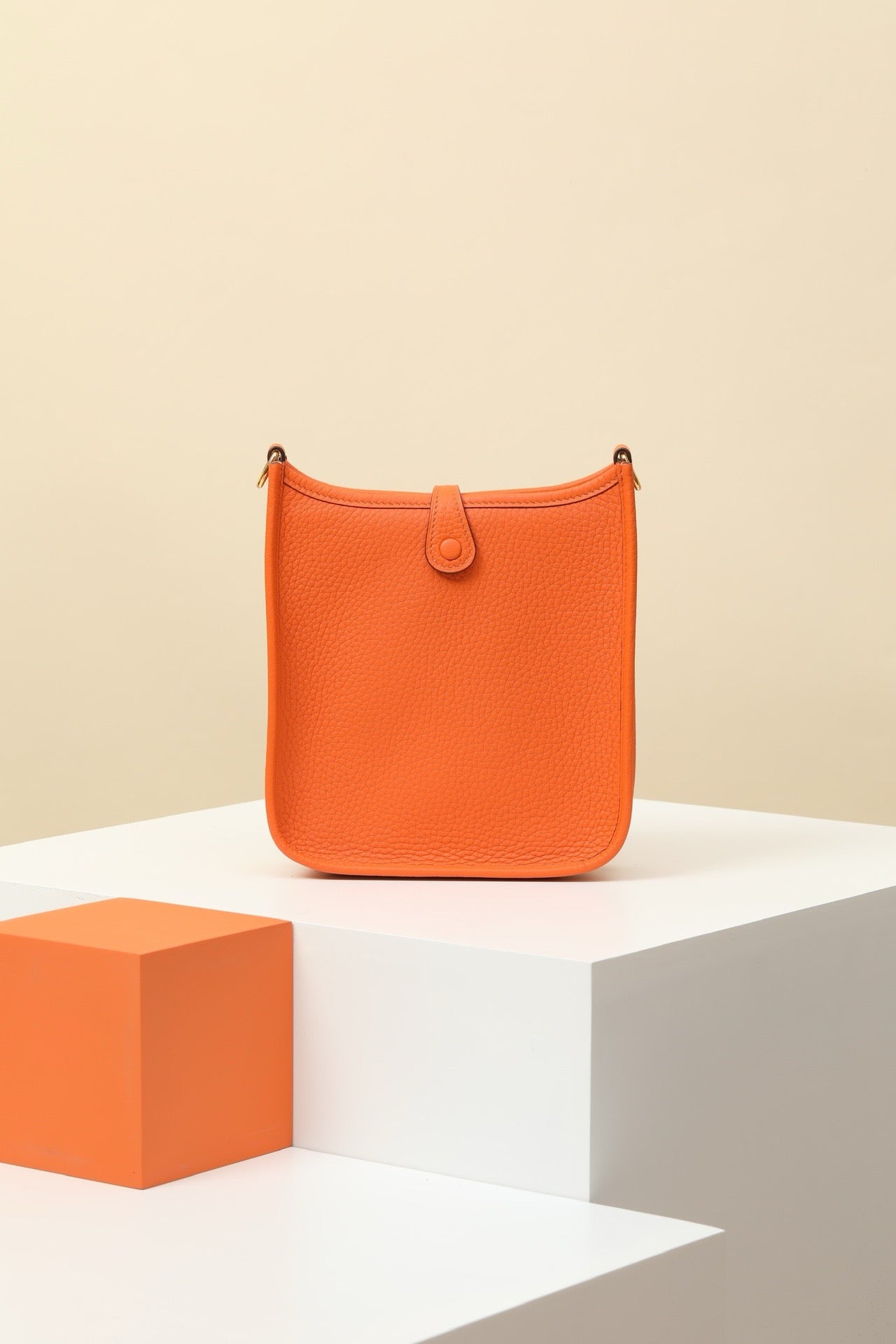 YF16 CK93 Classic Orange Clemence bull leather crossbody bag  ,GHW#4438